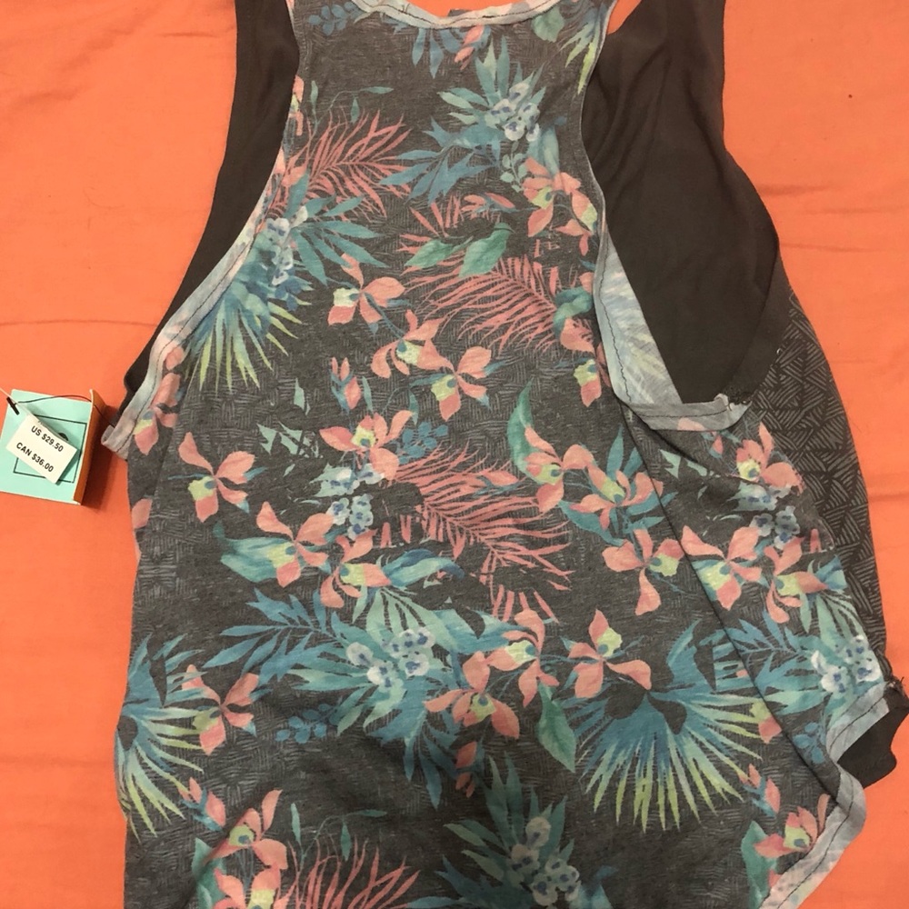 Tank top - Picture 2 of 2